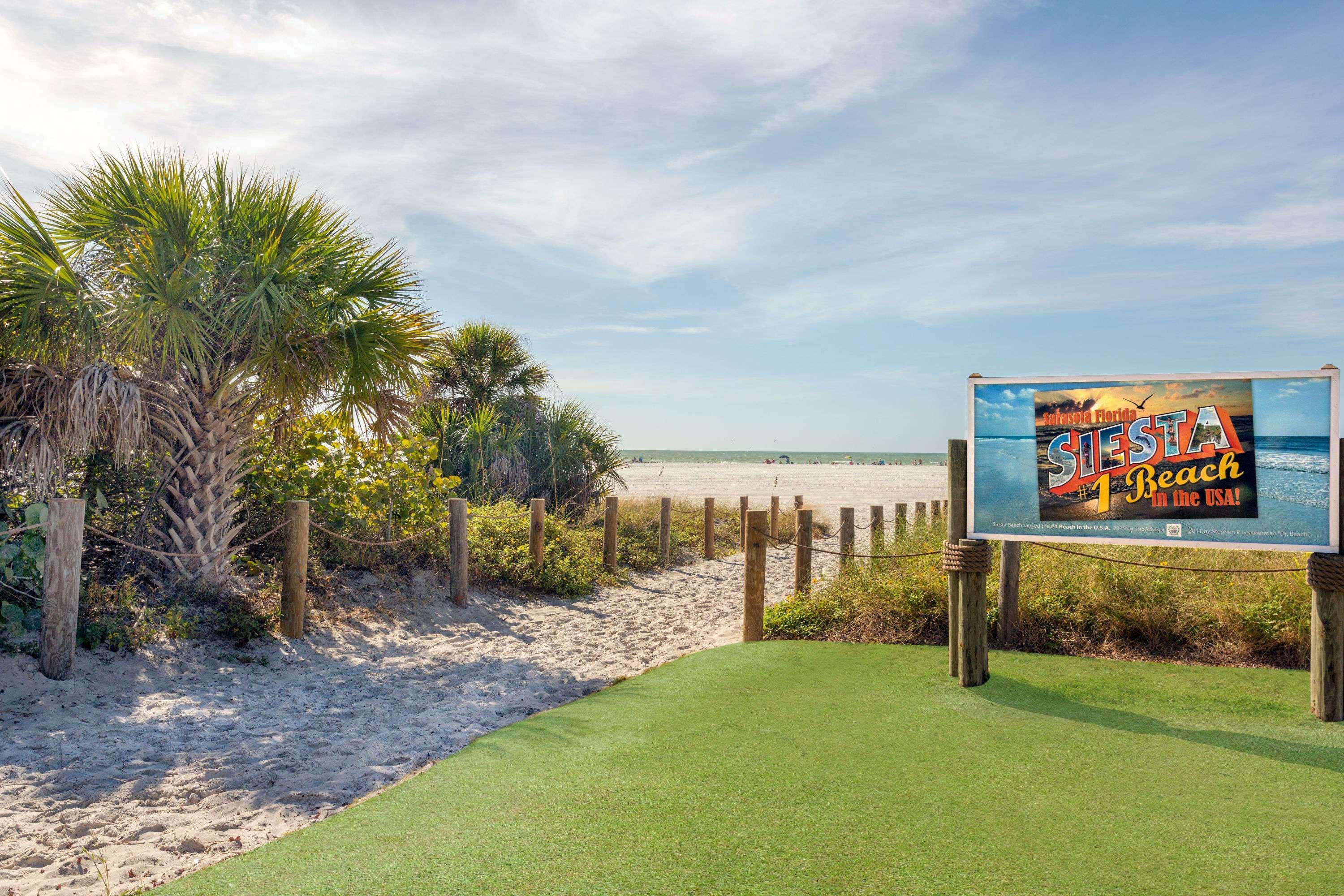 Super 8 By Wyndham Sarasota Near Siesta Key Motel Buitenkant foto